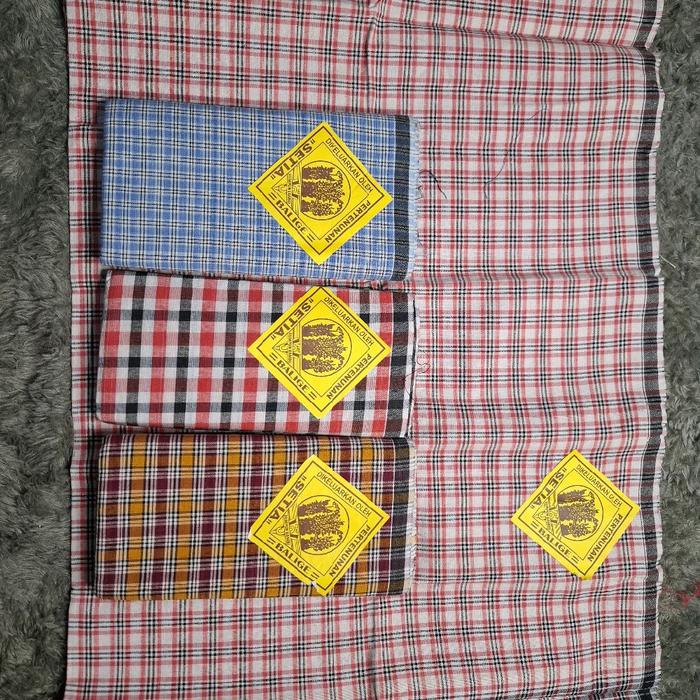 Sarung Tenunan Balige Cap Bambu Original Motif Kotak-kotak