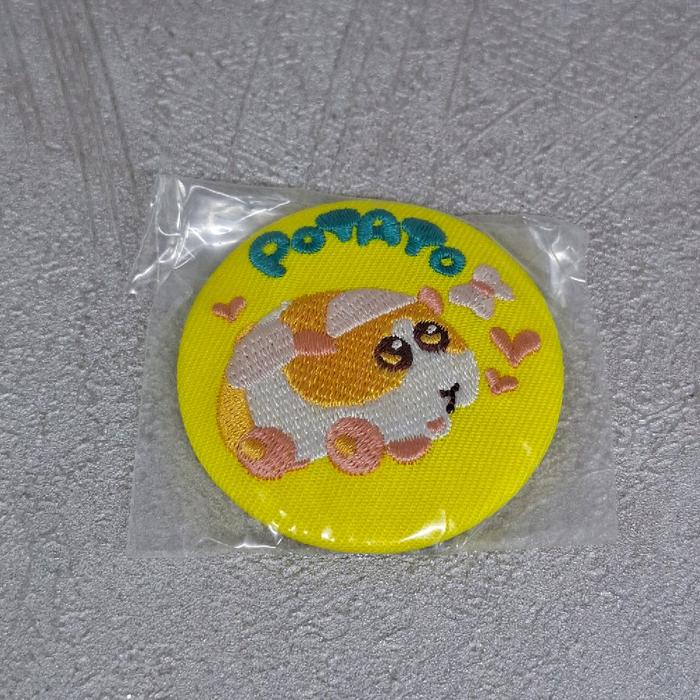 Ichiban Kuji PUI PUI Molcar B Prize: Embroidered Can Badge