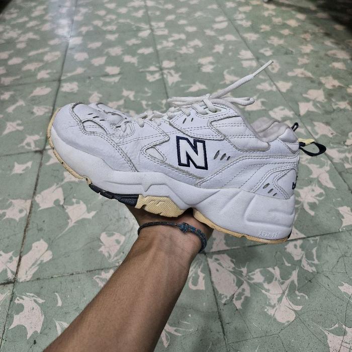 New Balance 608 White Sneakers(39)