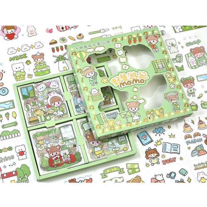 *Stiker Momo 2D Karakter Waterproof Set Box isi 100 Lembar Random Motif/Warna