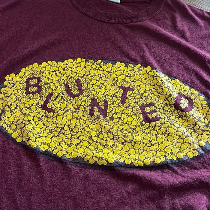 Blunted vintage tshirt by semende supply