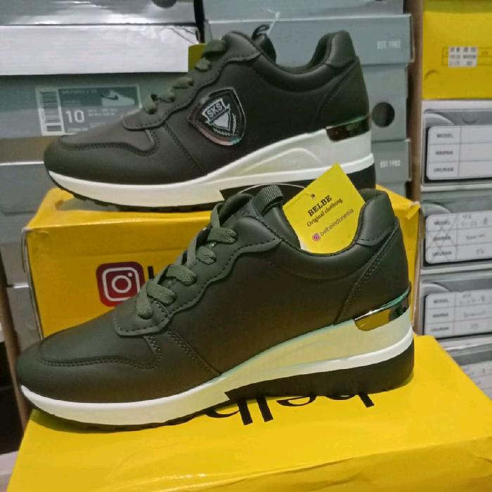 Belbe Sneaker Wanita Cewek Casual Sport Premium Hitam Putih Bahan Lembut Nyaman Sepatu Kasual Standa