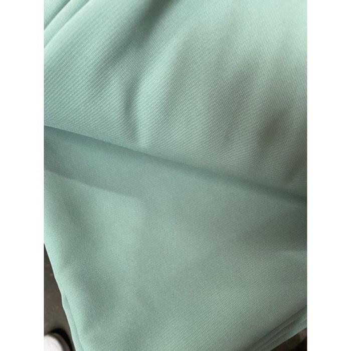 terlaris segiempat wolfis jumbo / jilbab segi empat bahan wolfis premium polos warna hijau muda wolf