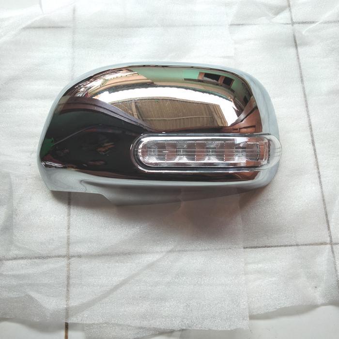 Cover Plus Lampu Sen Spion , Fortuner 2005 Sampai 2015 O1
