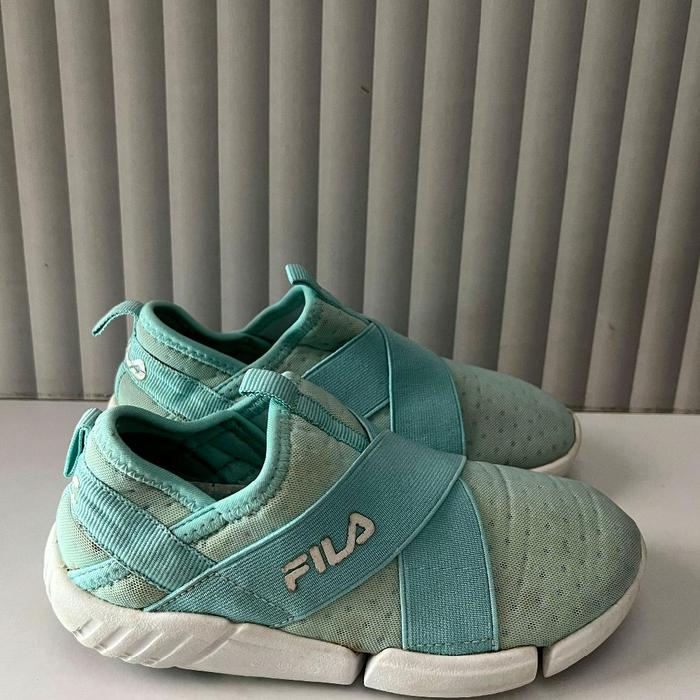 Sepatu Anak Second Original Fila Slip On Size 31/19cm