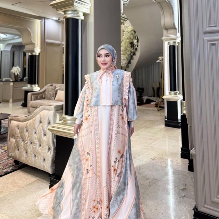 Gamis terbaru shella saukia orgi Wanita