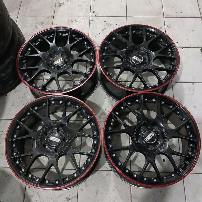 Velg Mobil Bekas Ring 18 Lubang Baut 5 BBS R18  H5X114,3