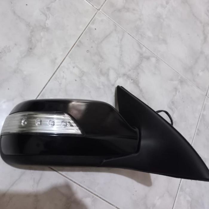 Kaca spion dan braket spion XENIA VVTI 2004-2011. Kanan atau kiri R1