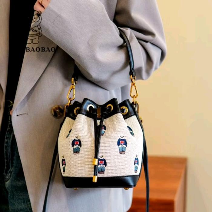 Slingbag kanvas serut Wanita TTWN bear