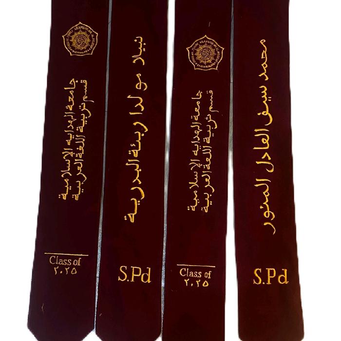 Selempang wisuda font Arabian