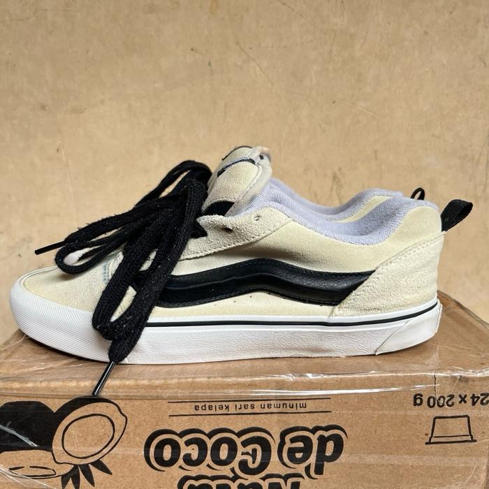 Vans Knu Skool | size 42/27 | second Outdoor