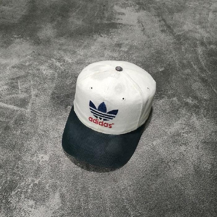 Topi Adidas Vintage Second Original
