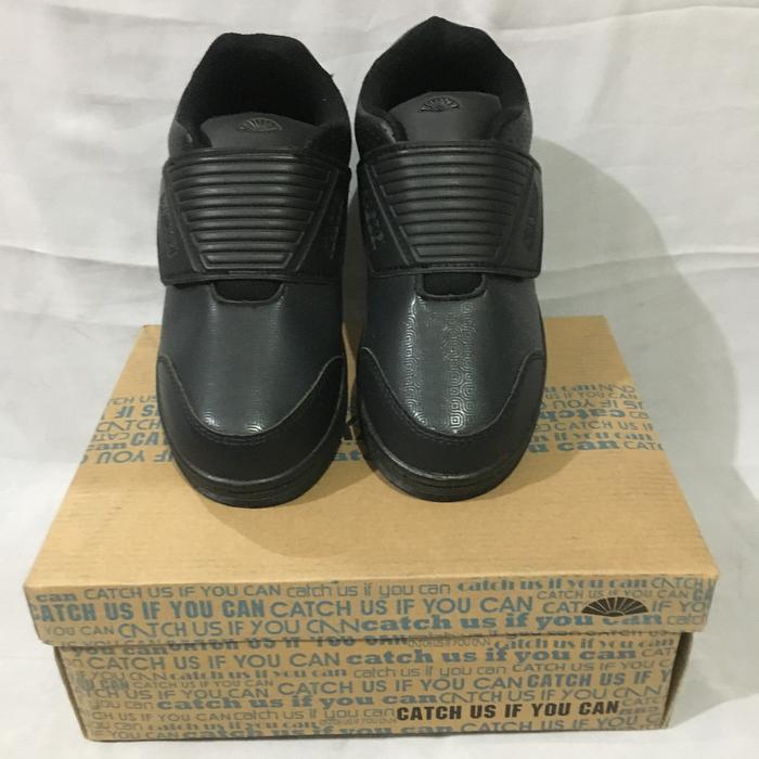 PREMIUM (READY) terjamin Sepatu sekolah anak perekat KASOGI YUNANI ALL BLACK terlaris