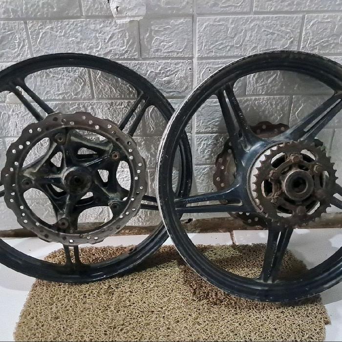 Velg Kawasaki athlete atlete cocok bahan ke ninja r ninja rr pelek racing palang original ori copota
