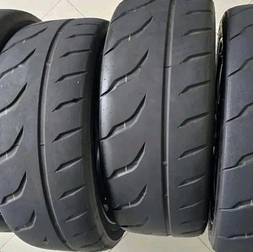ban toyo proxes ring 18 215/45