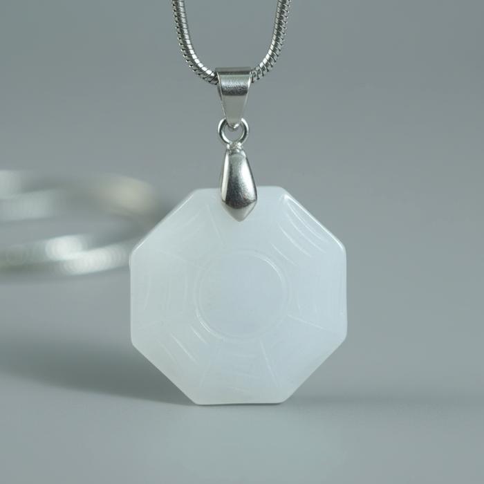Liontin Giok Putih Asli Feng Shui - Kalung Bagua Wealth & Protection Amulet - Pendant Aura Keberuntu