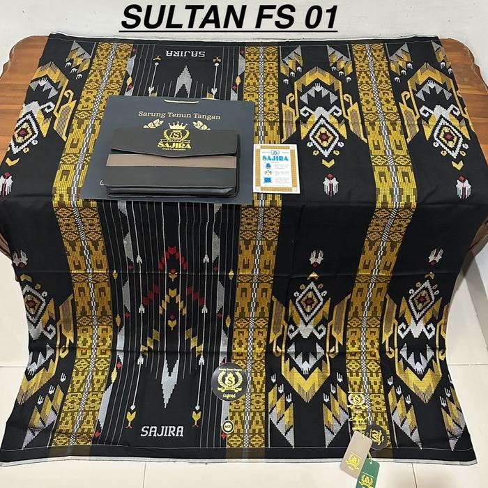 Sarung sajira tenun tradisional karya tangan gresik