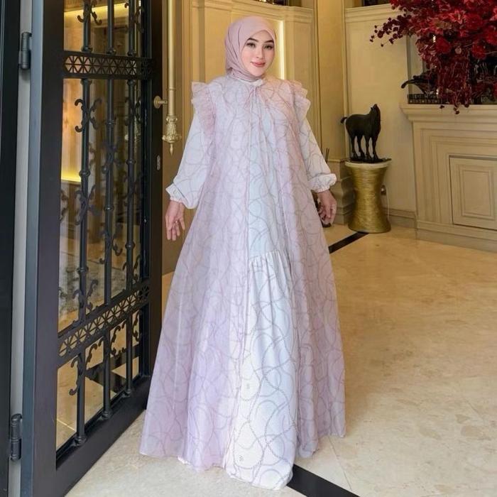 Gamis Sheila saukia Rantai silver & Pink Elegan dengan Detail Rantai dan Lengan Panjang untuk Tampil