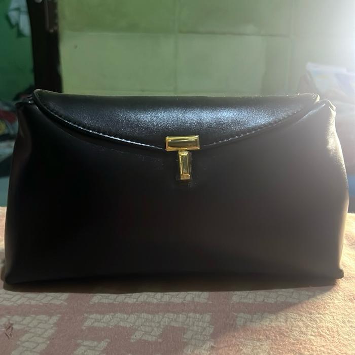 Toteme Leather Black Stylish