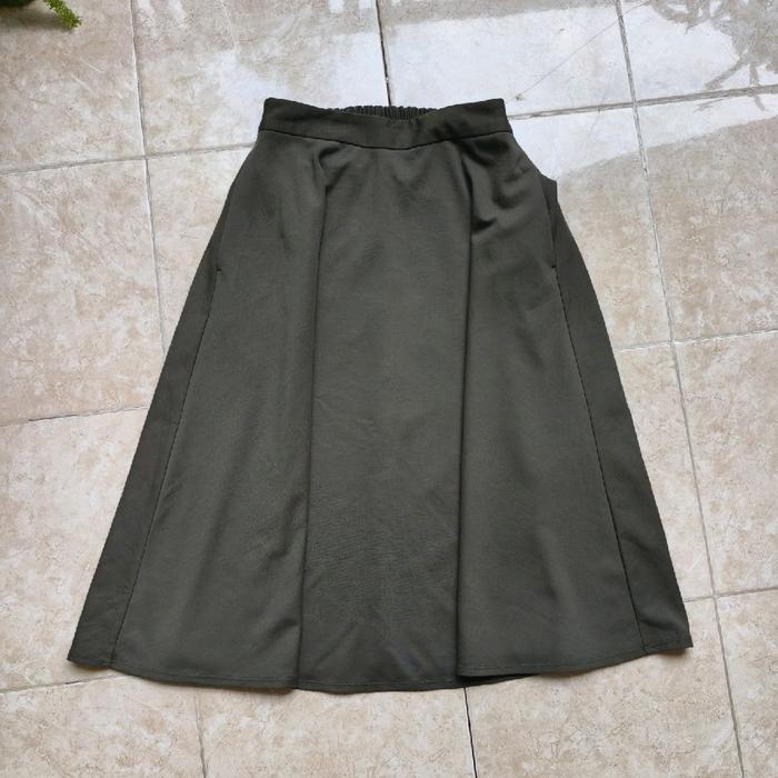 GU Uniqlo Rok Panjang Skirt