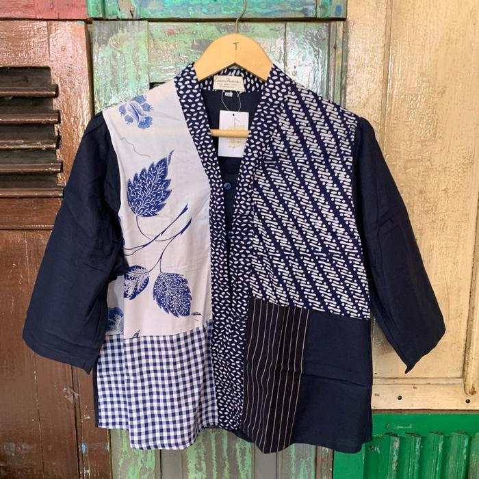 Batik Luwes Putera - atasan blus
