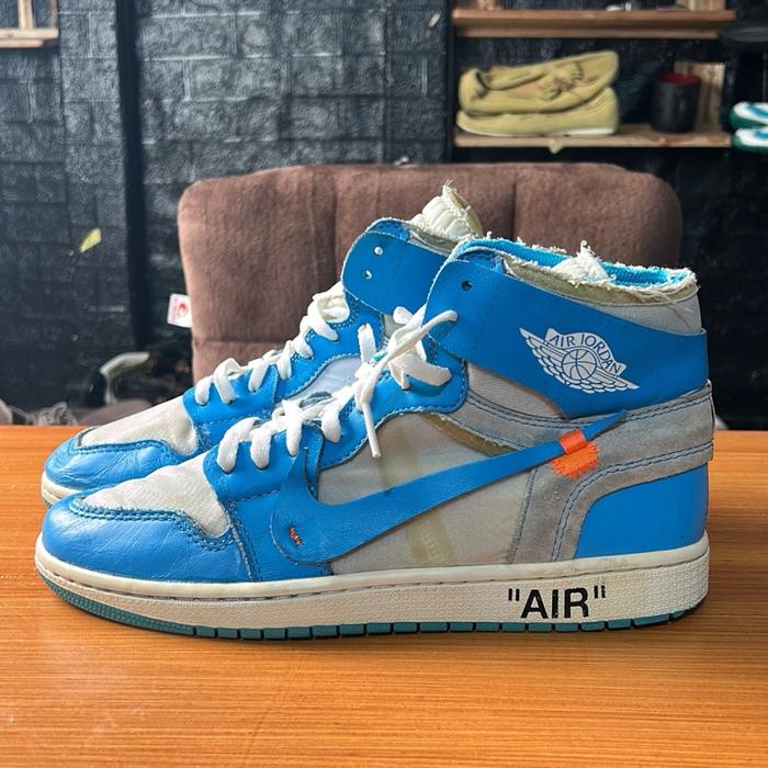 NIKE AJ1 OFFWHITE SIZE 44 PRELOVED