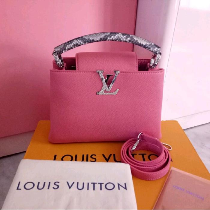 Tas Wanita LV Capucines BB size 27cm Hand Bag Kualitas Terbaik dengan Desain Elegan dan Warna Pink