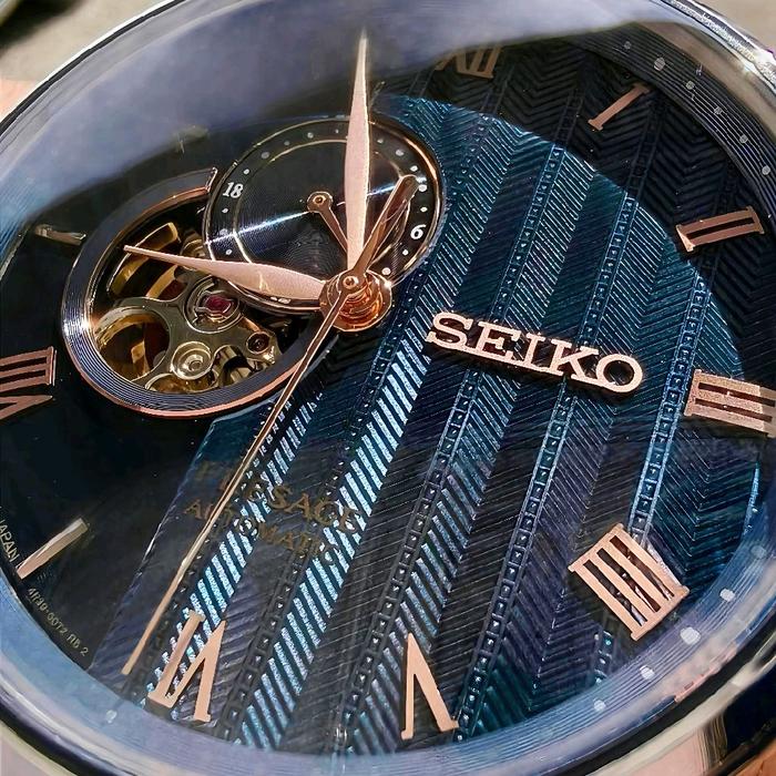 (SOLD OUT) Dress Watch Seiko Presage Zen Garden Blue (SSA421J1) Second Condition