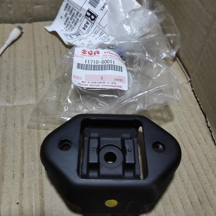 Engine Mounting Belakang Katana suzuki R1
