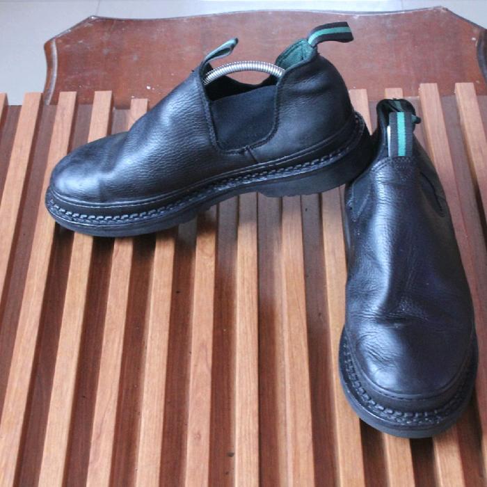 Sepatu boot full black slip on semi chelsea" Georgia boot" upper kulit asli tebal tapak keras tebal 