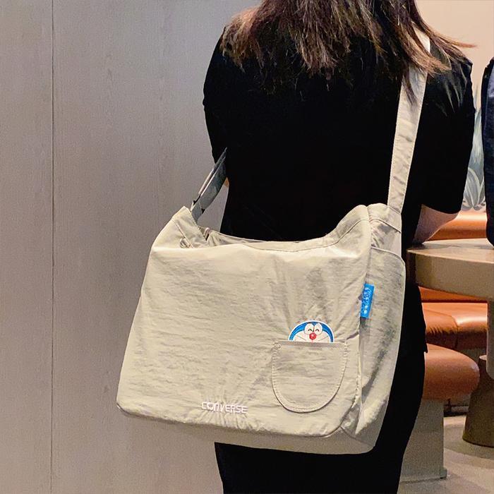 Doraemon Converse Shoulder Bag | Tas Doraemon x Converse