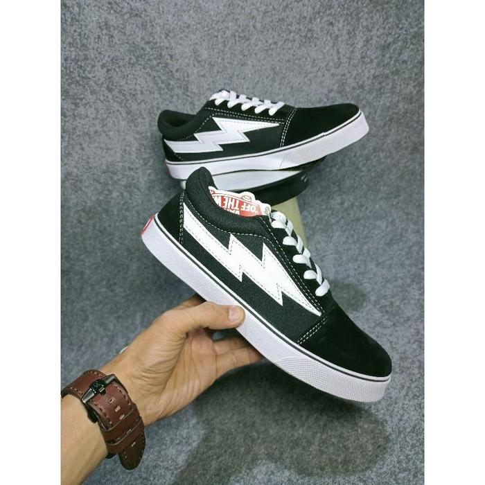 SEPATU  PRIA WANITA SNEAKERS TERLARIS/SEPATU SEKOLAH_SEPATU GAYA KEREN LALAKI_SEPATU SNEAKERS PETIR 