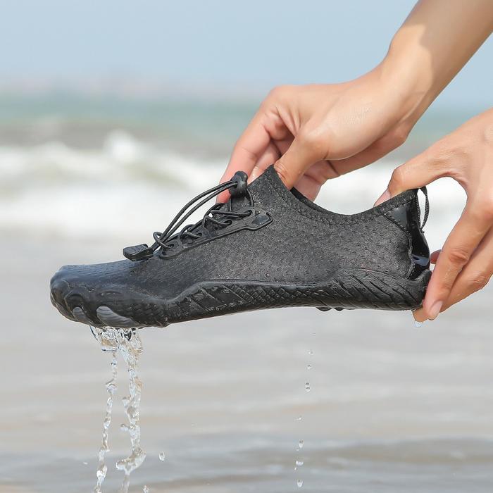 Water wading shoes beach shoes five finger shoes hiking shoes quick drying beach vacation shoesSwimm