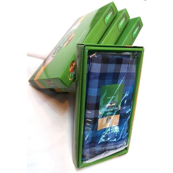 Sarung Tenun Atlas Faforit 500