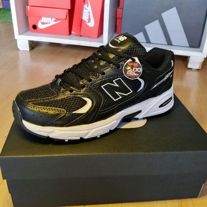 sepatu casual Nb530 black