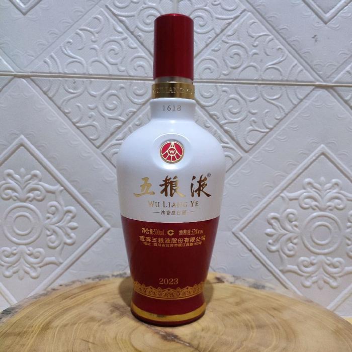 Koleksi botop merah putih bekas arak chi na