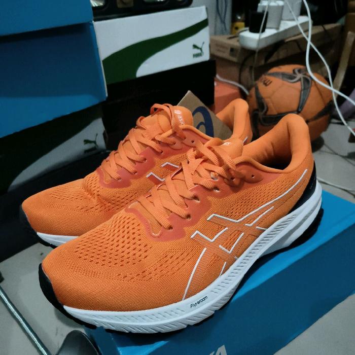 Sepatu Running Asics GT-1000 size 42 Menyalaa