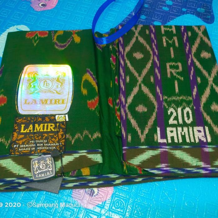 LAMIRI original  Kain Tenun Ikat Tradisional Indonesia Motif Etnik Hijau Tua & Ungu 210 Lamiri Made 