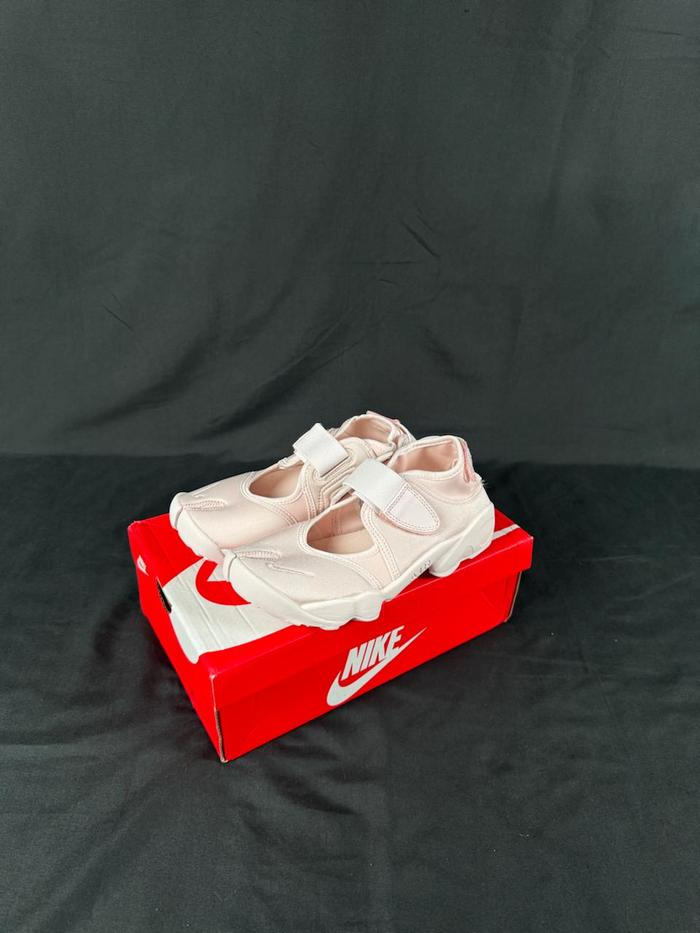 Air Rift, Light Soft Pink
