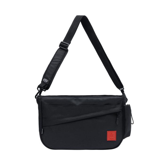SLING BAG MATERNAL - ARKAIS (BLACK)
