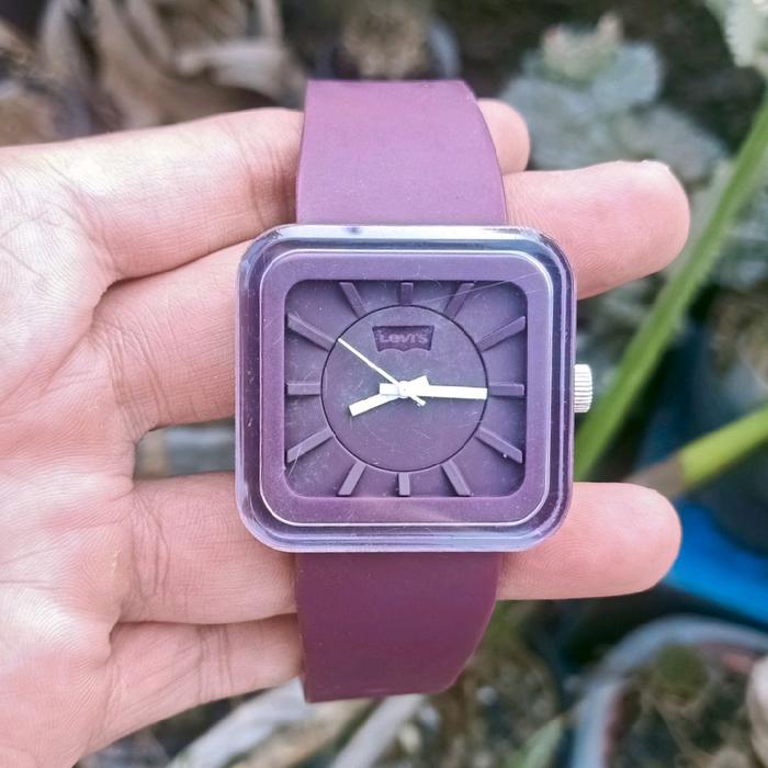Jam Tangan Levis Quartz Original
