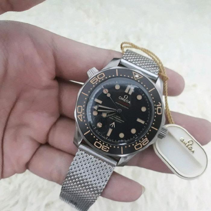 jam tangan omega seamaster spectre