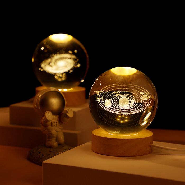 Crystal ball Crystal Astronaut Planet Globe 3D Laser Engraved Solar