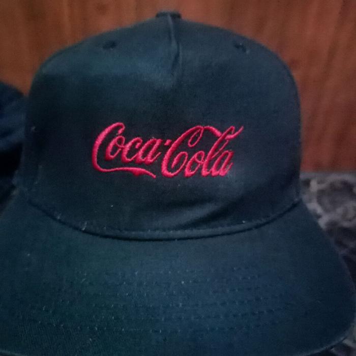 Topi Snapback COCA-COLA x UNIQLO Second Branded ORIGINAL