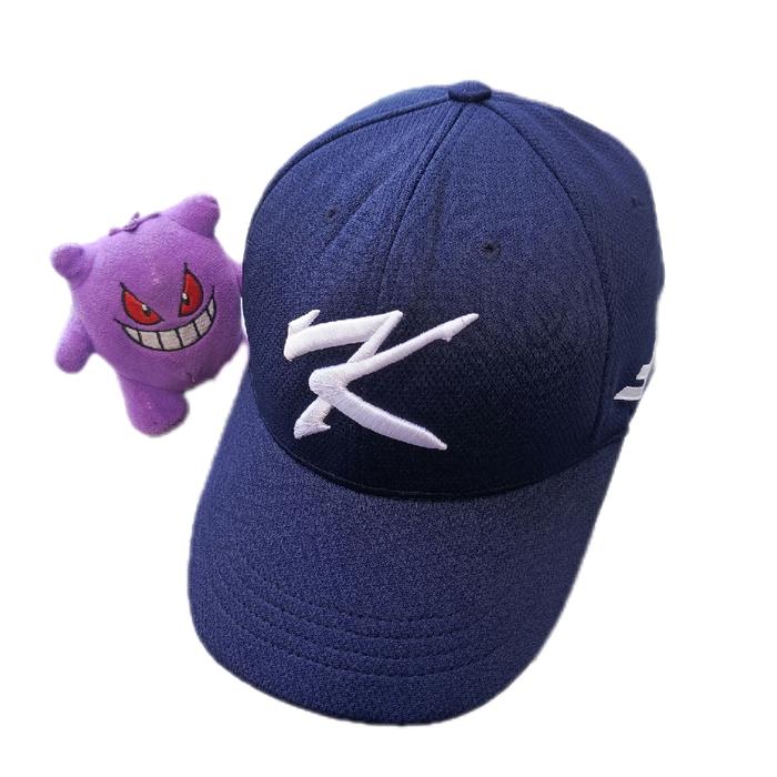 TOPI CASUAL FITTED CAP INISIAL K by PROSPECS scnd