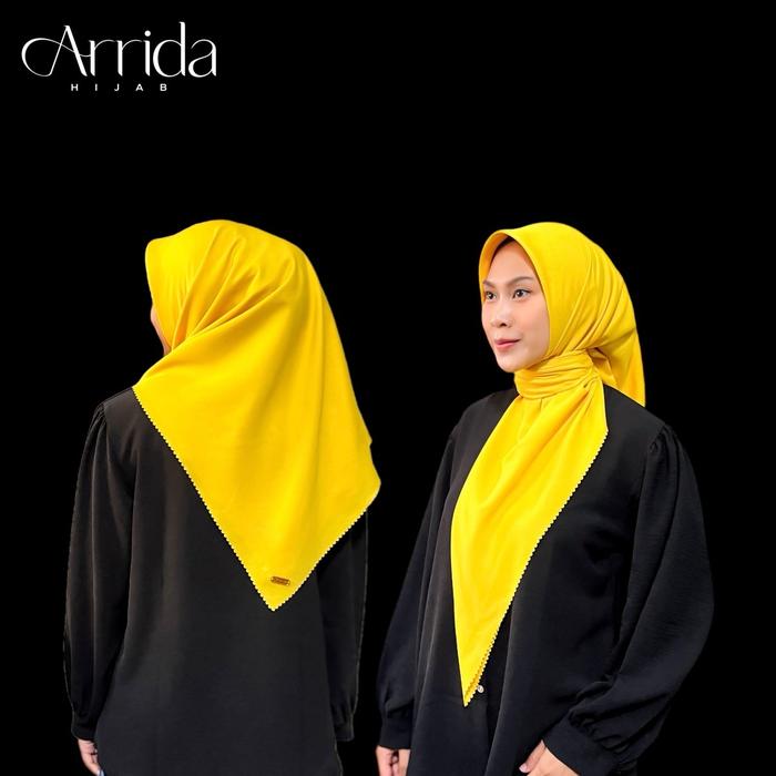 Voal Kuning Cerah Lasercut 110x110 Premium Logo FREE POUCH / Segiempat Kuning Kenari / Voal Kuning