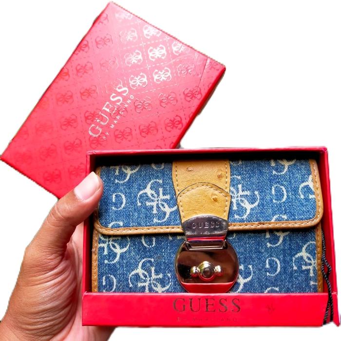 Dompet Guess Zadie Logo Original Hadiah Blm Pernah Dipakai