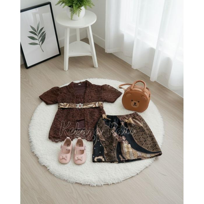 BONUS BROSS!! Setelan baju kebaya bayi dan anak kutubaru kebaya bali lengan pendek rok batik