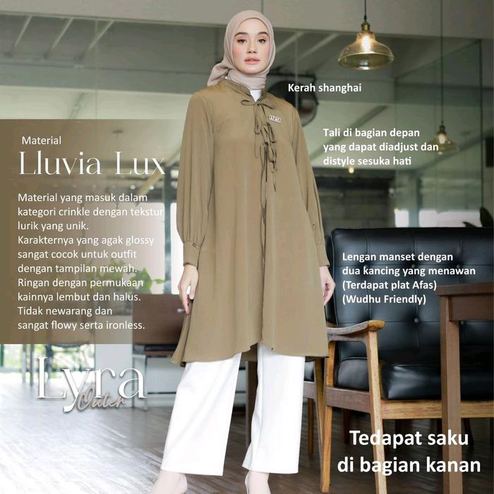 Lyra outer terbuat dari bahan Lluvia Lux yang memiliki karakteristik crinkle dengan tekstur lurik un