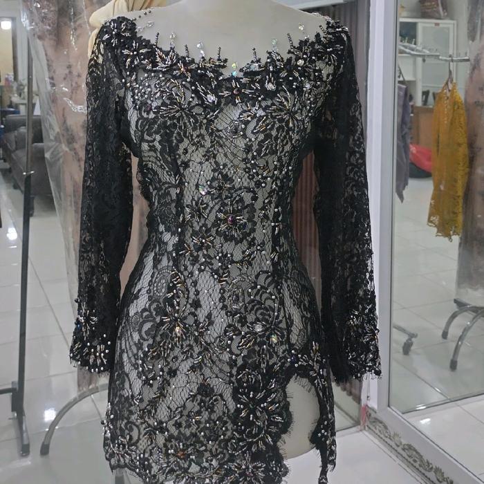 Kebaya atasan semi prancis warna hitam ld 90 - 115 bisa disesuaikan